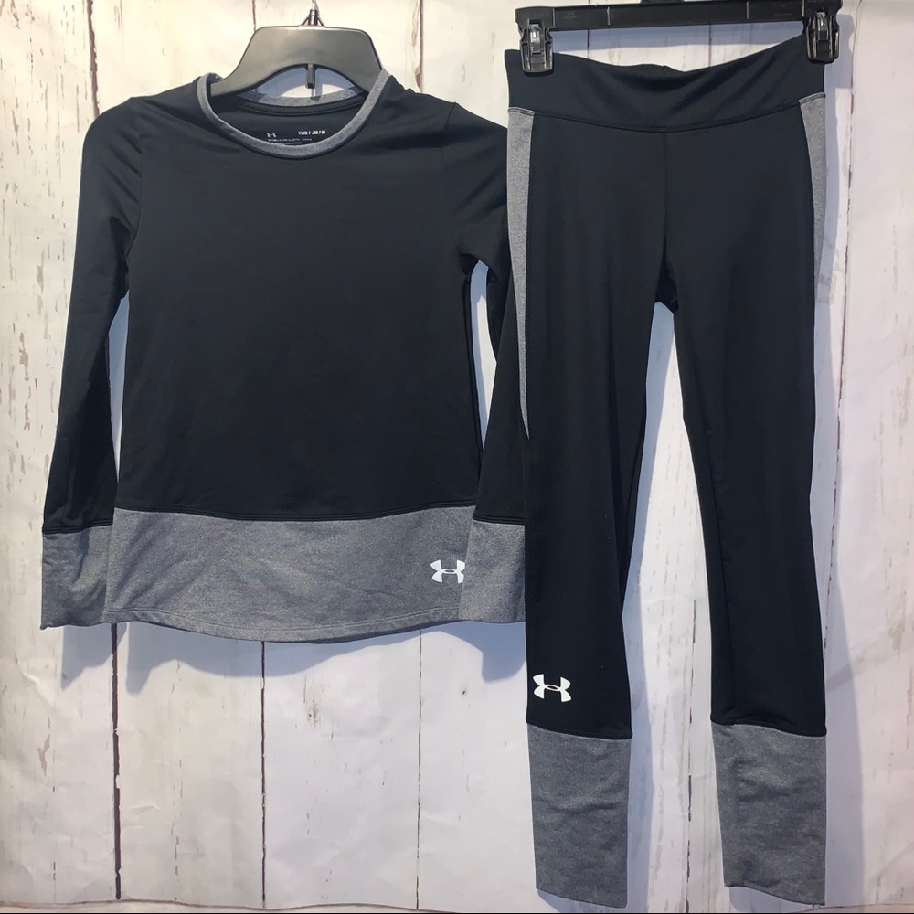 Under Armour Cold Gear shirt and leggings